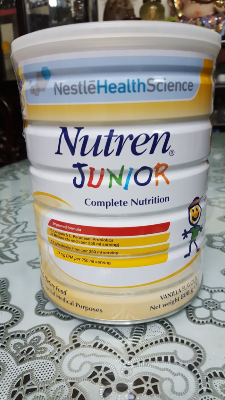 Sữa bột tăng cân Nutren Junior Thuỵ Sĩ - hộp 800g (1-10 tuổi)